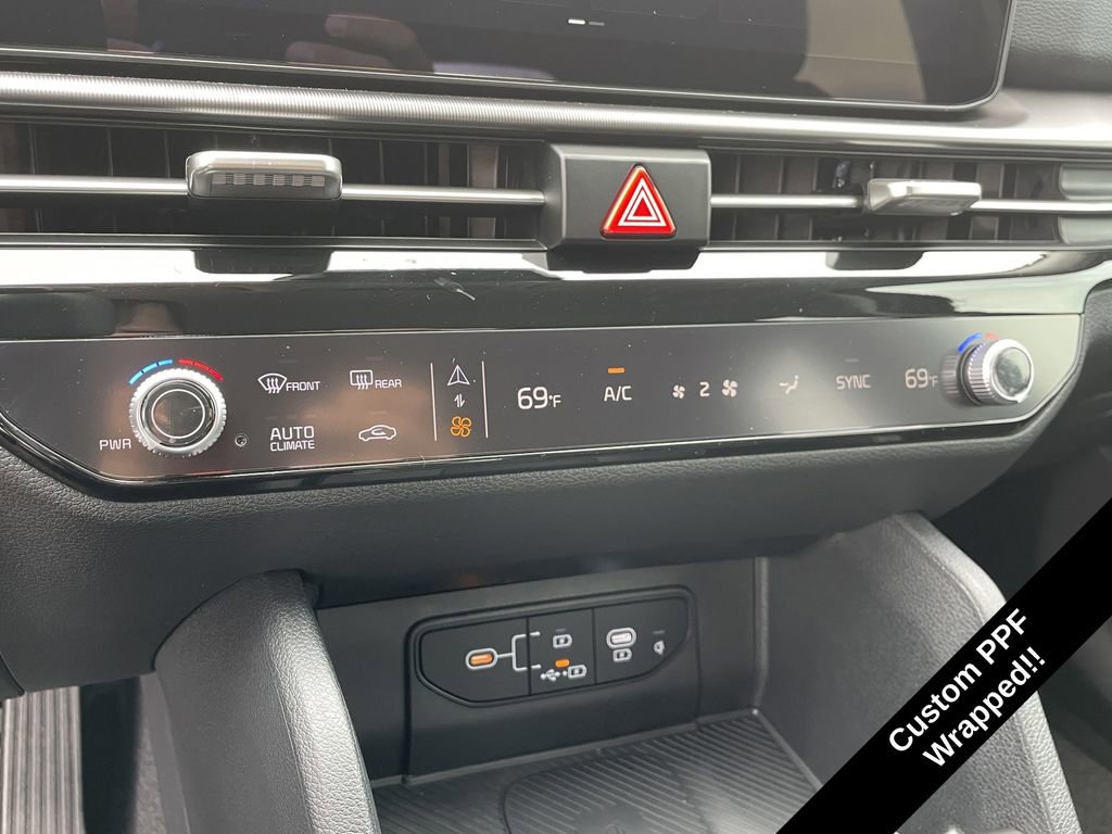 New 2026 Kia Sportage EX FWD image 24