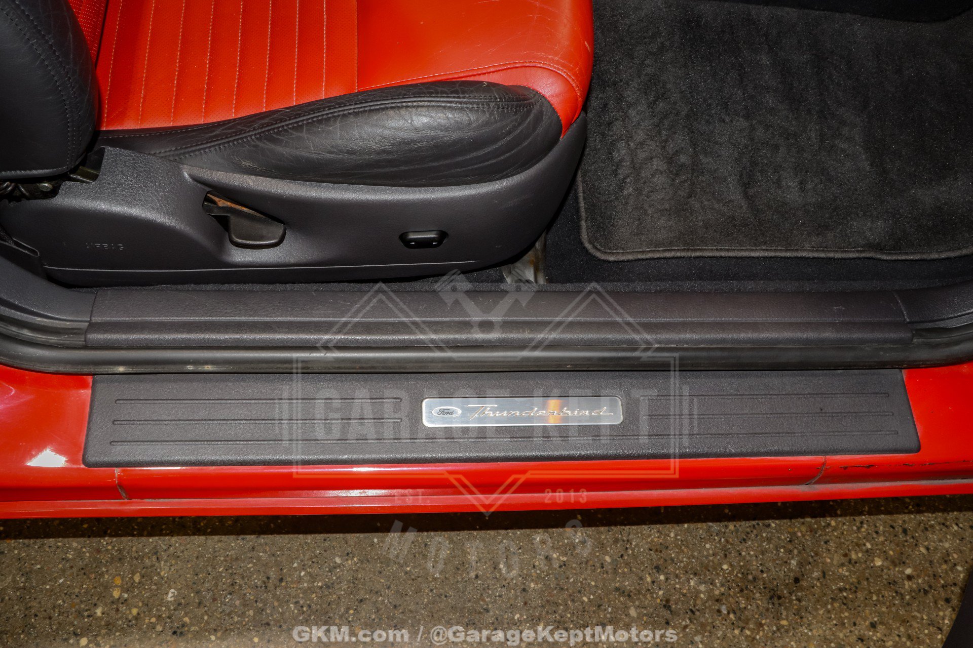 Used 2002 Ford Thunderbird RWD image 89