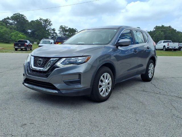 Used 2018 Nissan Rogue S FWD image 3