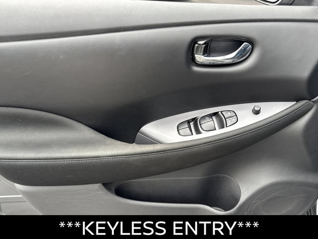 Certified 2025 Nissan Leaf S FWD image 10