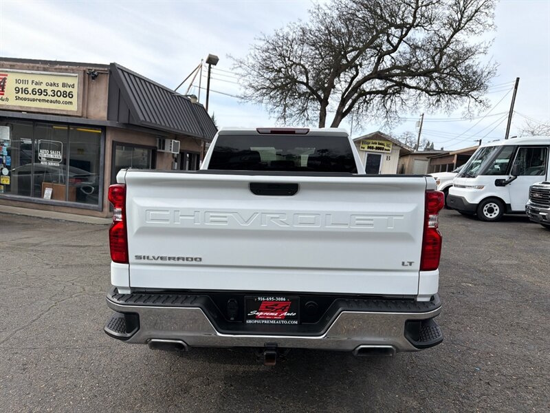 Used 2022 Chevrolet Silverado 1500 LT w/ Z71 Off-Road Package AWD/4WD image 11