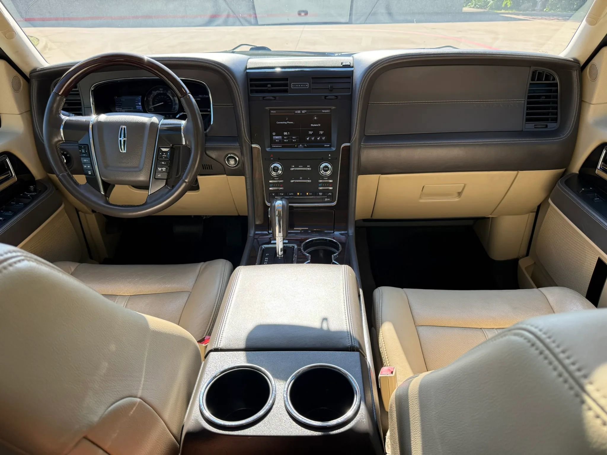 Used 2015 Lincoln Navigator 2WD w/ Equipment Group 101A Reserve image 14