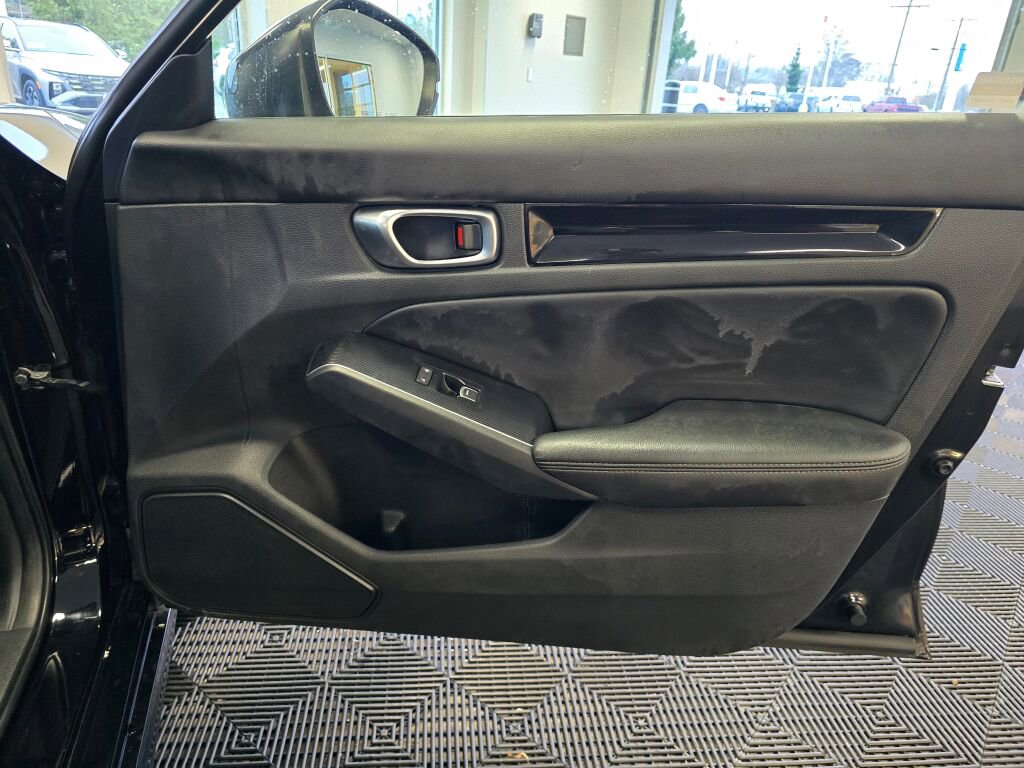 Used 2022 Honda Civic Touring image 45