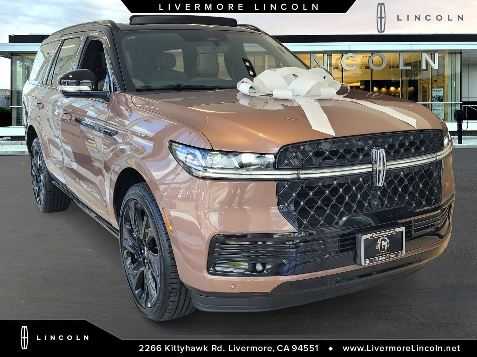 New 2026 Lincoln Navigator Black Label AWD/4WD image 1