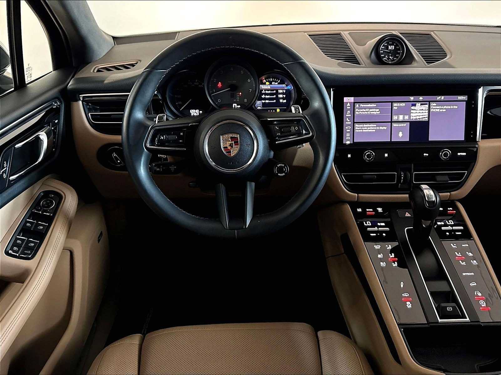 Used 2025 Porsche Macan S AWD/4WD image 16