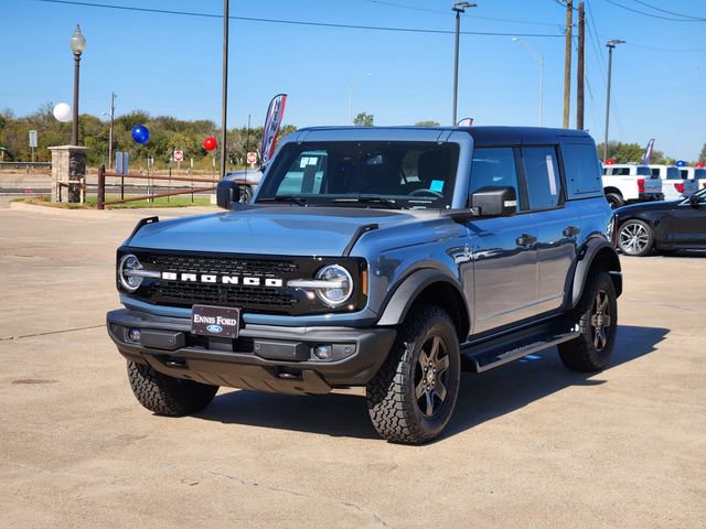 New 2025 Ford Bronco Outer Banks image 3