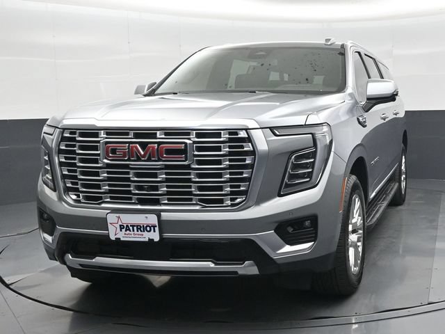 Used 2025 GMC Yukon XL Denali AWD/4WD image 30