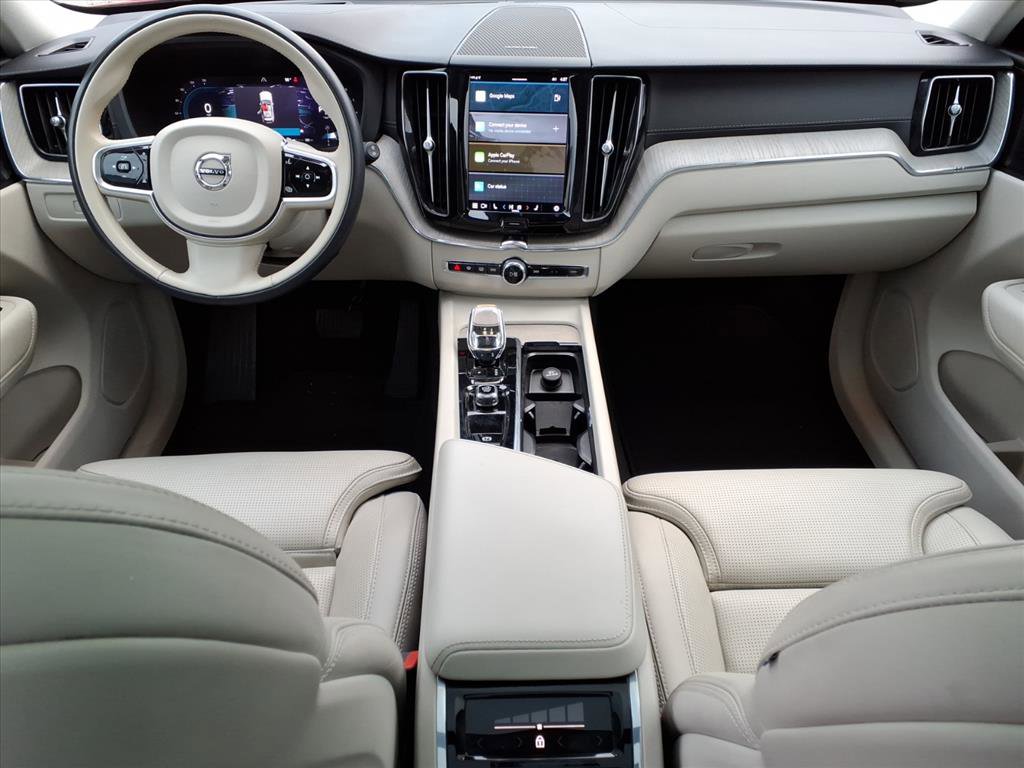 Certified 2023 Volvo XC60 B5 Ultimate image 13