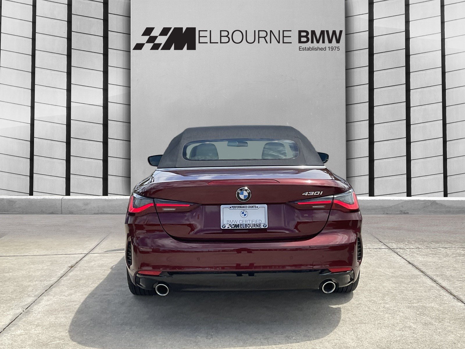 Certified 2024 BMW 430i Convertible w/ Premium Package RWD image 5