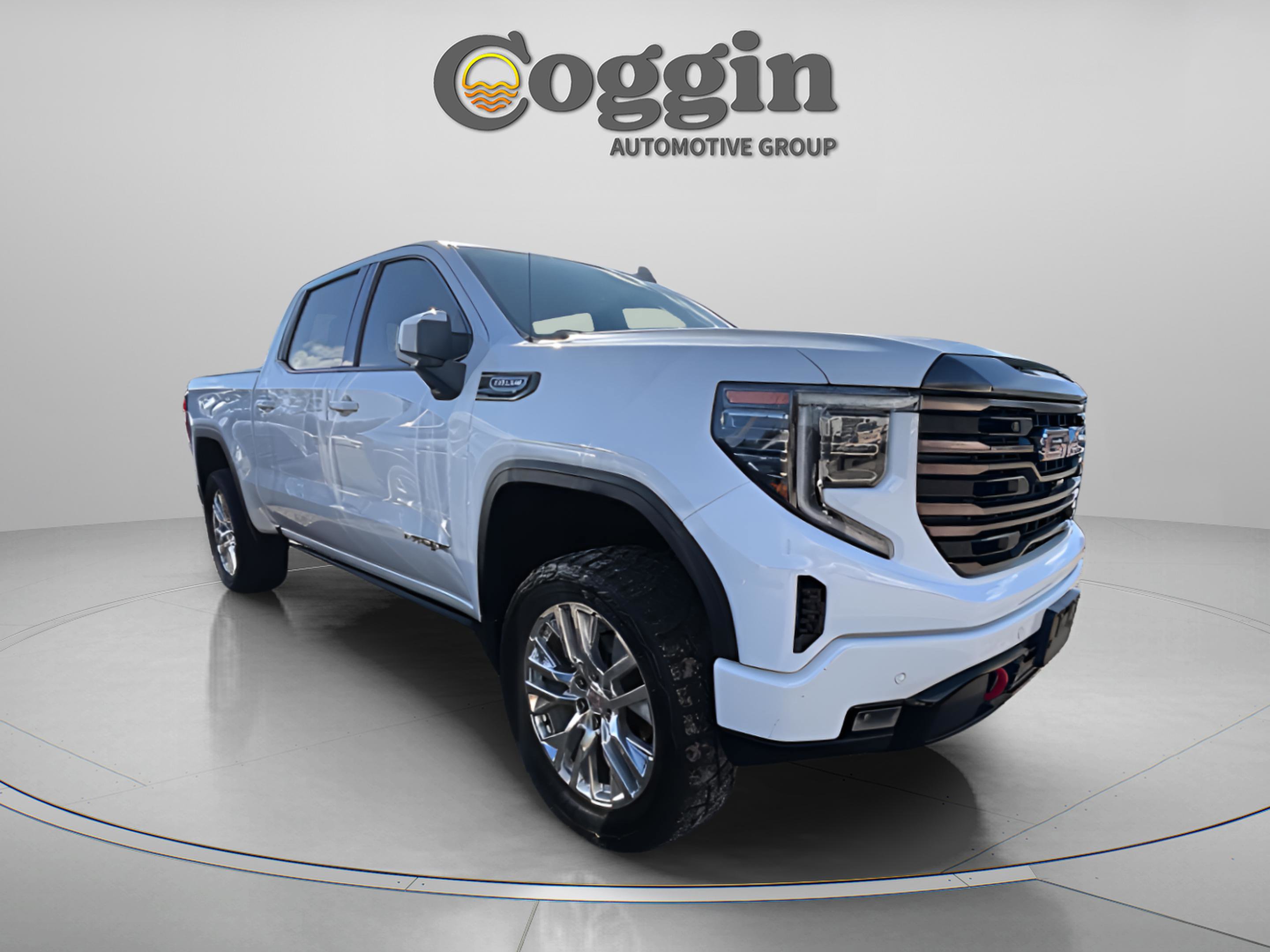 Used 2022 GMC Sierra 1500 AT4X image 12