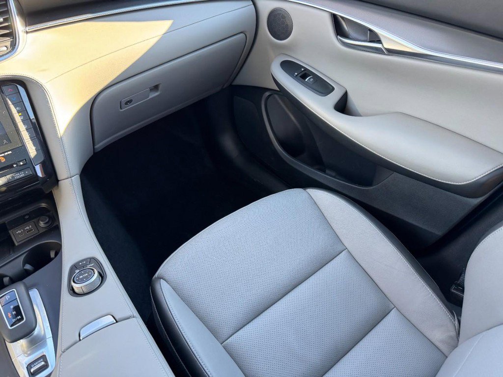 Used 2025 INFINITI QX50 Luxe image 15