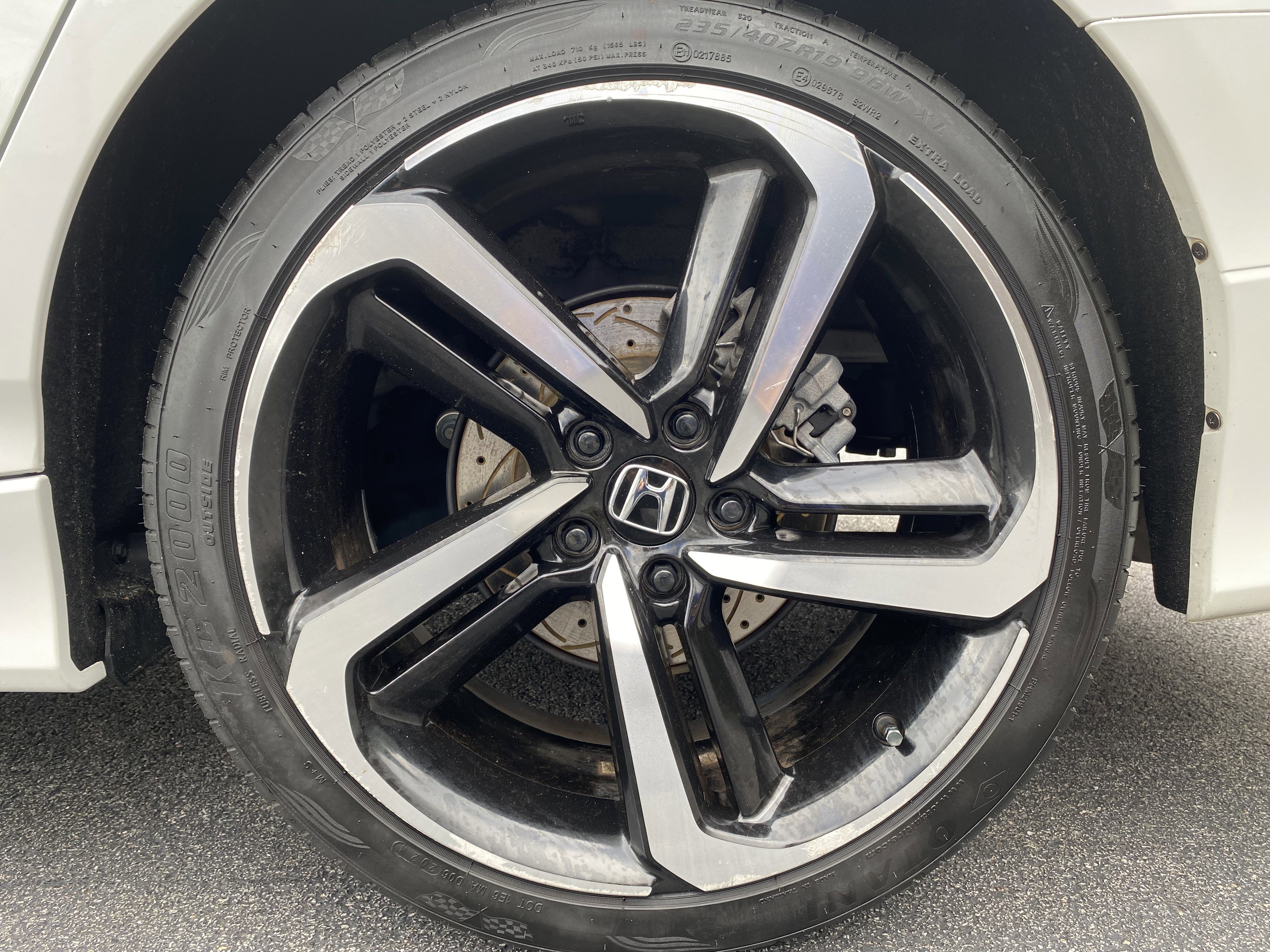 Used 2018 Honda Accord Sport image 35