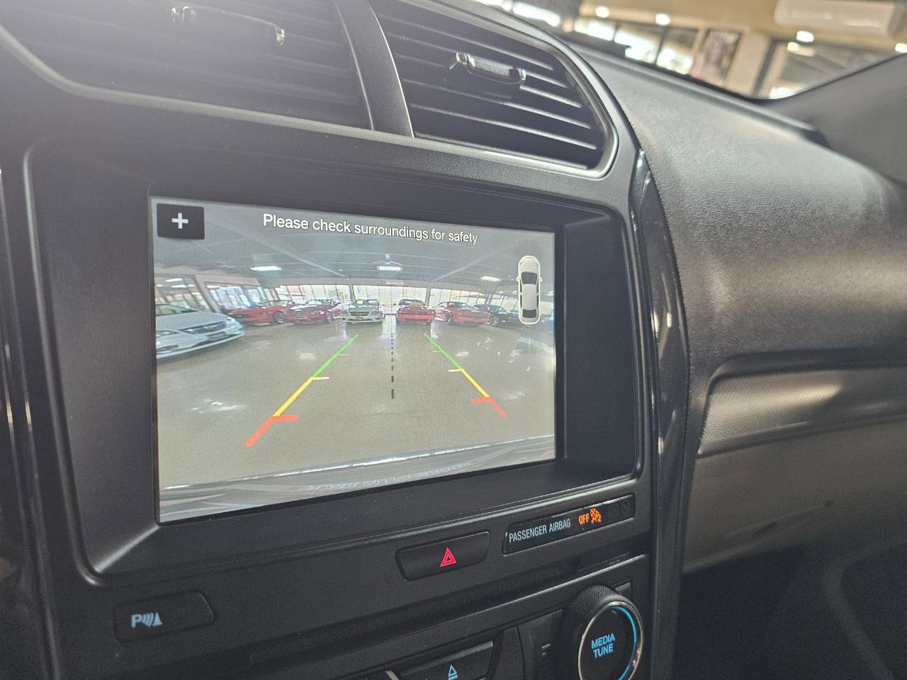 Used 2018 Ford Explorer XLT w/ Equipment Group 202A image 43