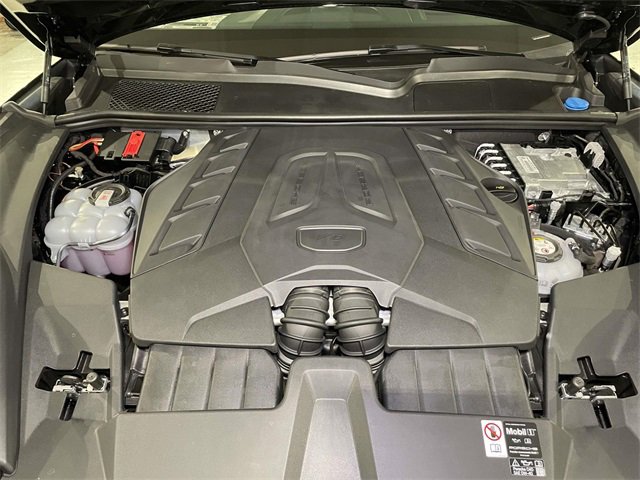 New 2026 Porsche Cayenne Turbo image 25