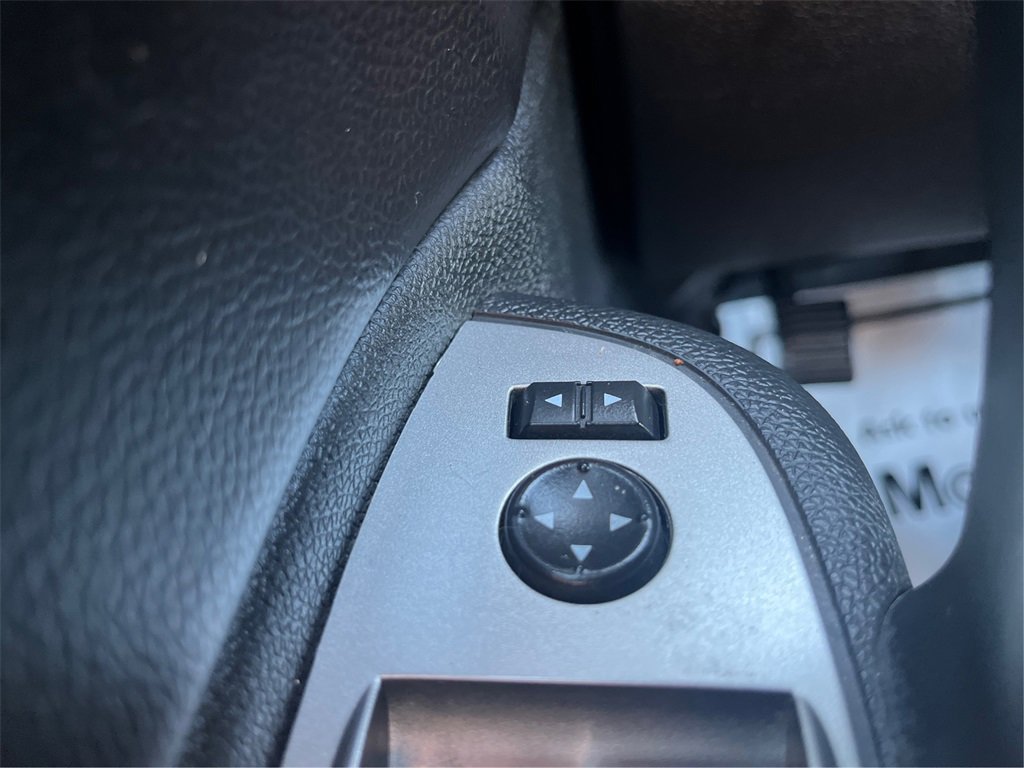 Used 2013 Chevrolet Silverado 1500 LT image 38