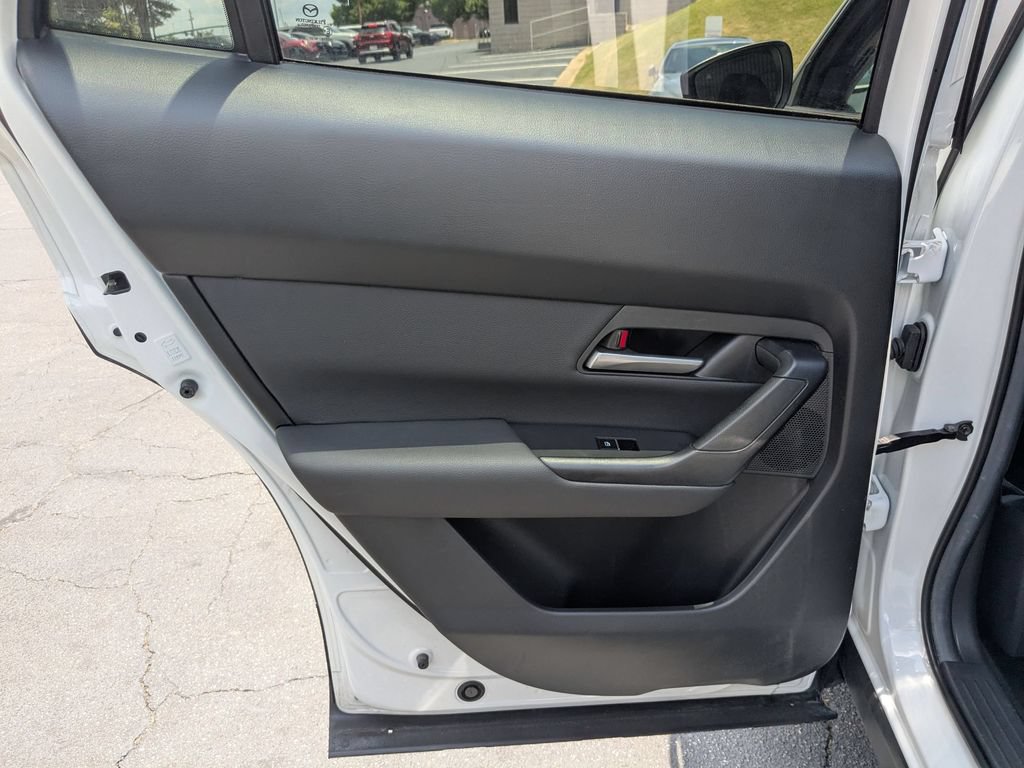 Used 2025 MAZDA CX-50 AWD 2.5 S w/ Preferred Package image 24