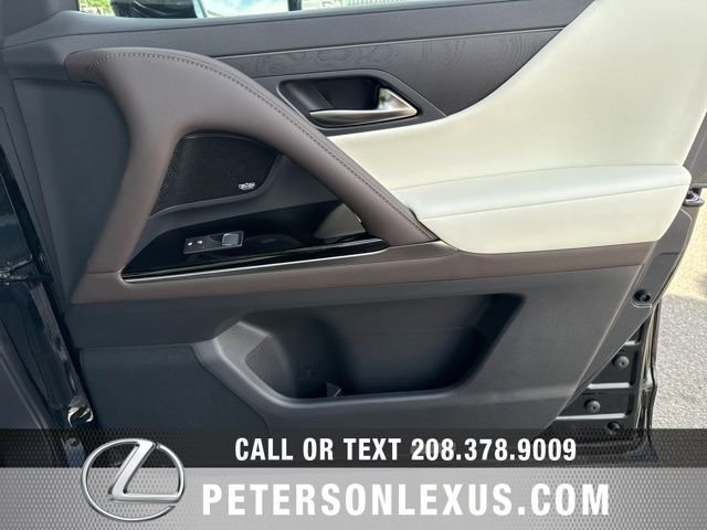 New 2026 Lexus LX 600 4WD w/ Luxury Package image 10