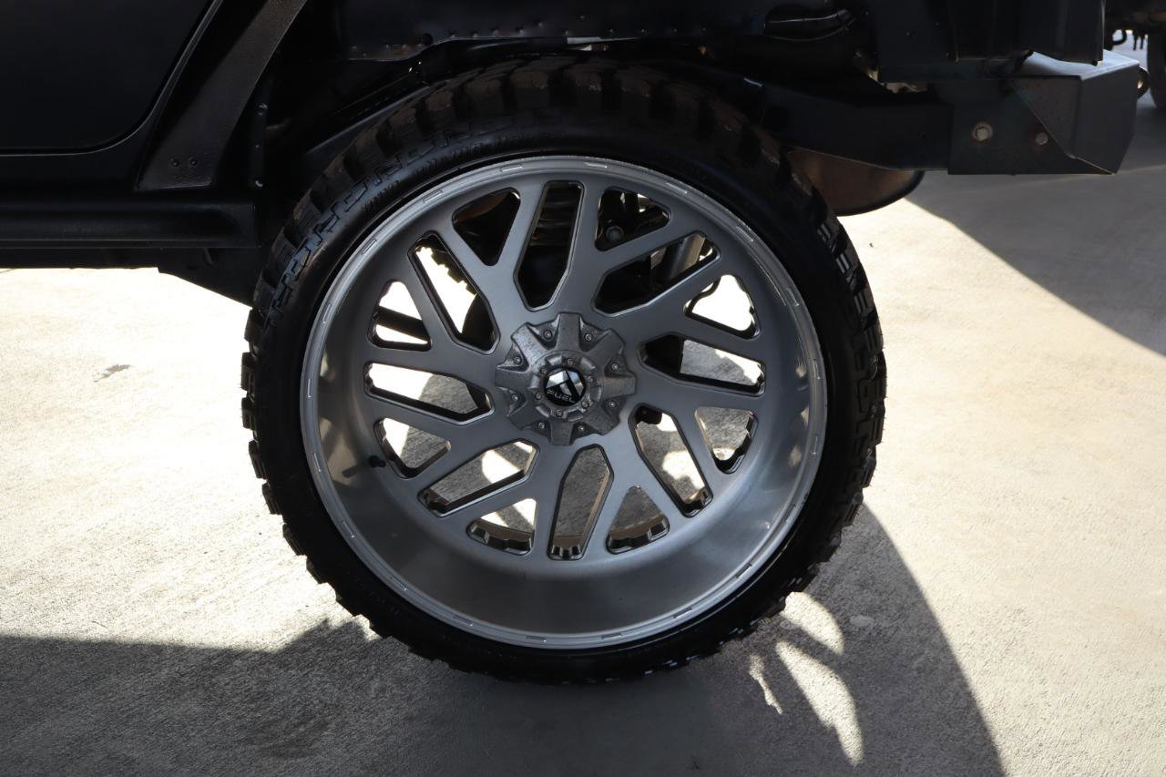 Used 2016 Jeep Wrangler Unlimited Sport image 11