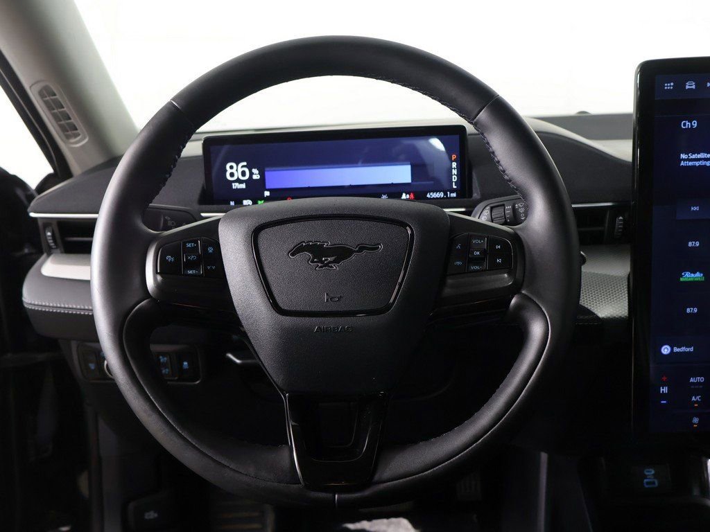 Used 2023 Ford Mustang Mach-E Select image 37