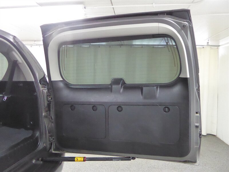 Used 2014 Lexus GX 460 image 37