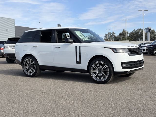 New 2026 Land Rover Range Rover SE image 4