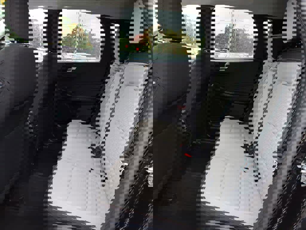 Used 2025 Ford Escape Active w/ Active Premium Tech Pack image 13