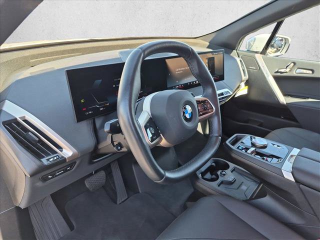 Used 2026 BMW iX xDrive60 AWD/4WD image 10
