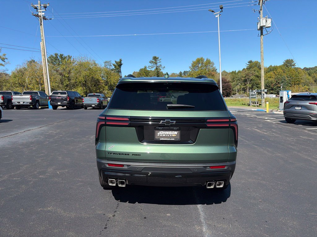 New 2027 Chevrolet Traverse LT w/ Midnight/Sport Edition AWD/4WD image 7