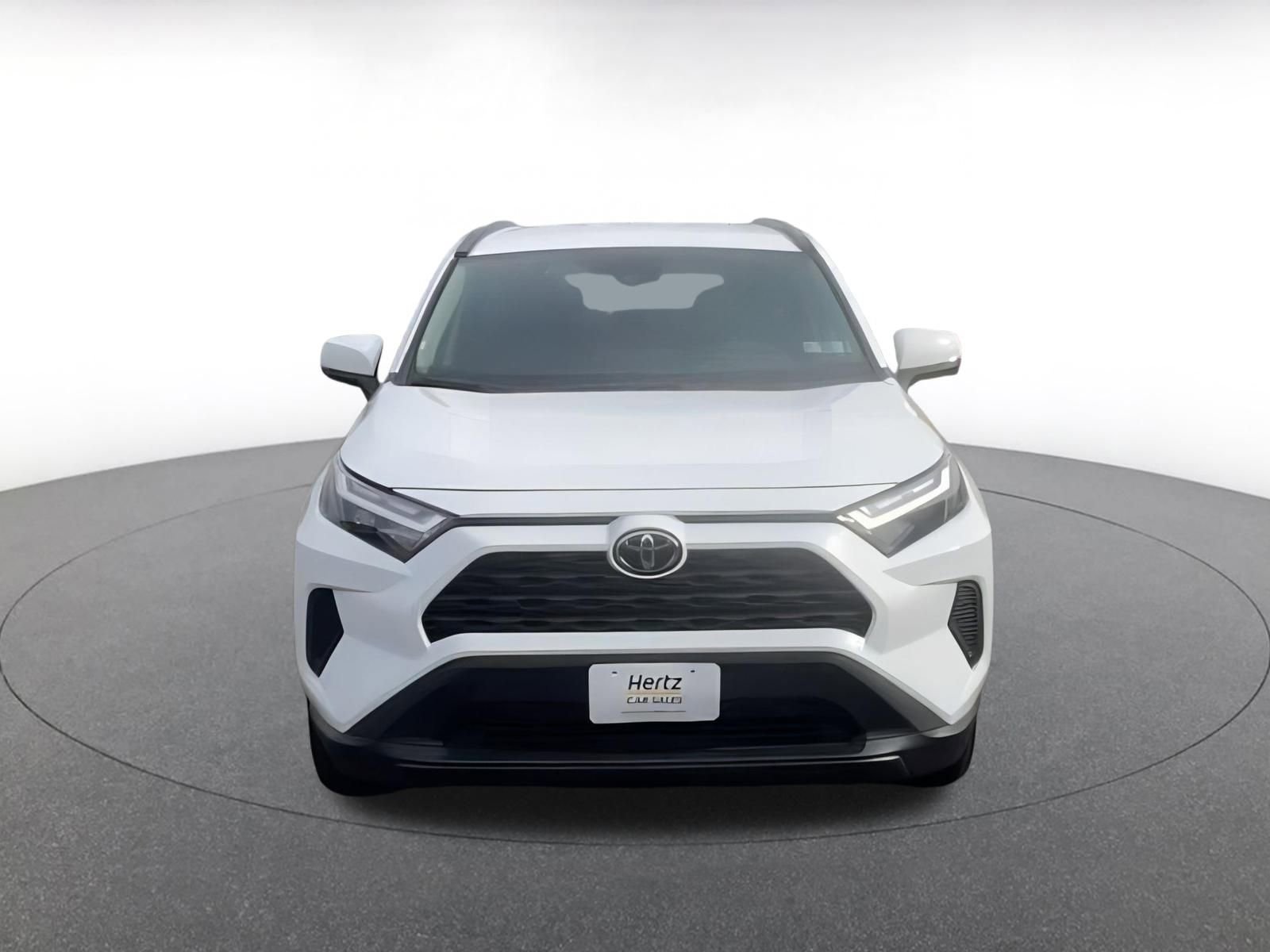 Used 2025 Toyota RAV4 XLE image 5