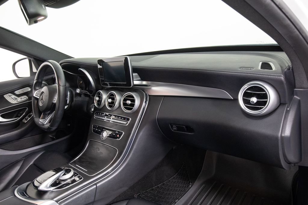Used 2016 Mercedes-Benz C 300 Sedan image 16