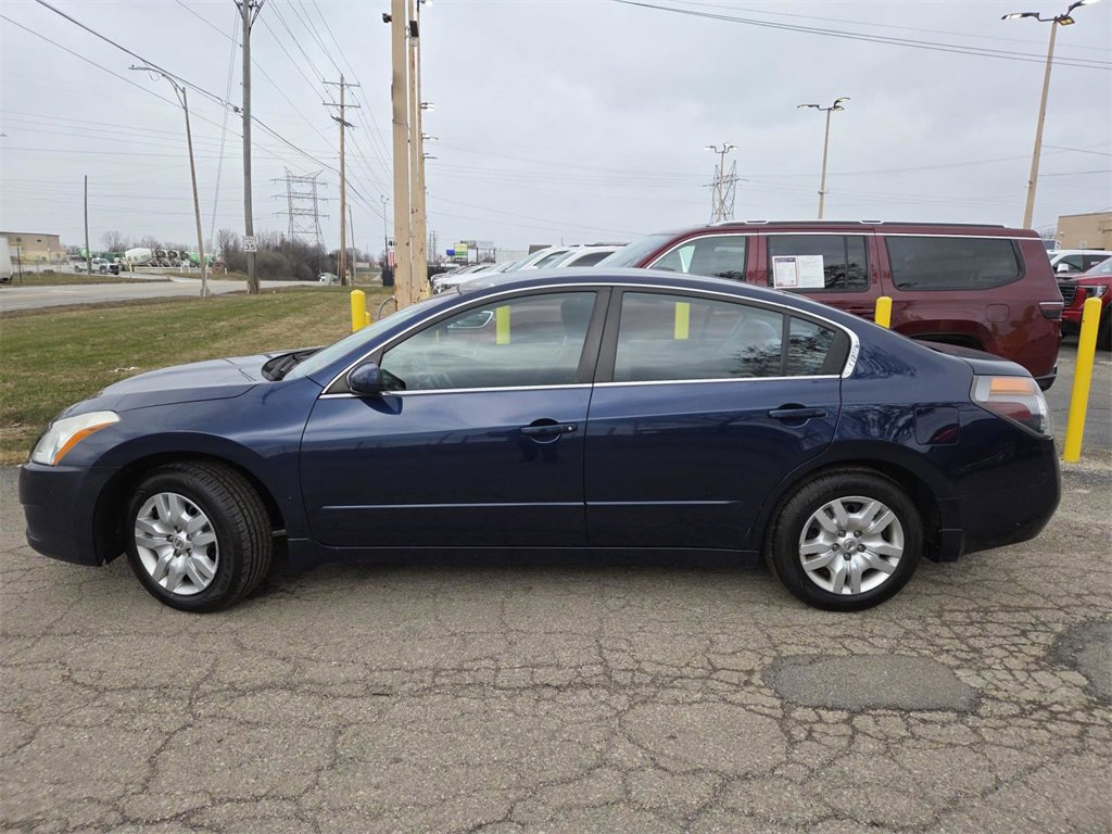 Used 2010 Nissan Altima 2.5 S image 9