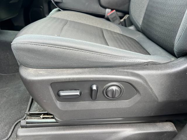 Used 2019 Chevrolet Silverado 1500 LT AWD/4WD image 12