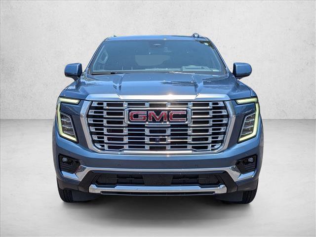 Used 2025 GMC Yukon Denali w/ Sun & Power Step Package AWD/4WD video 3