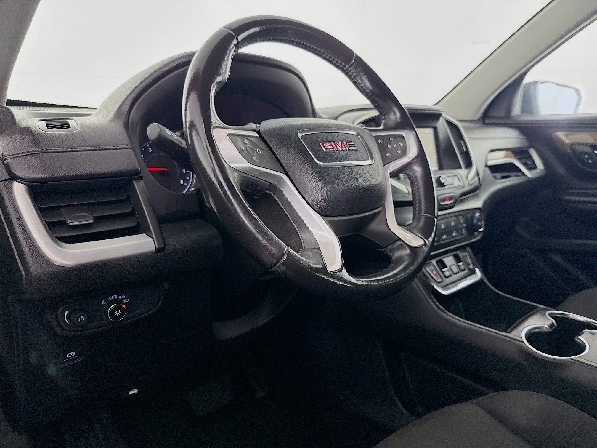 Used 2019 GMC Terrain SLE FWD image 21
