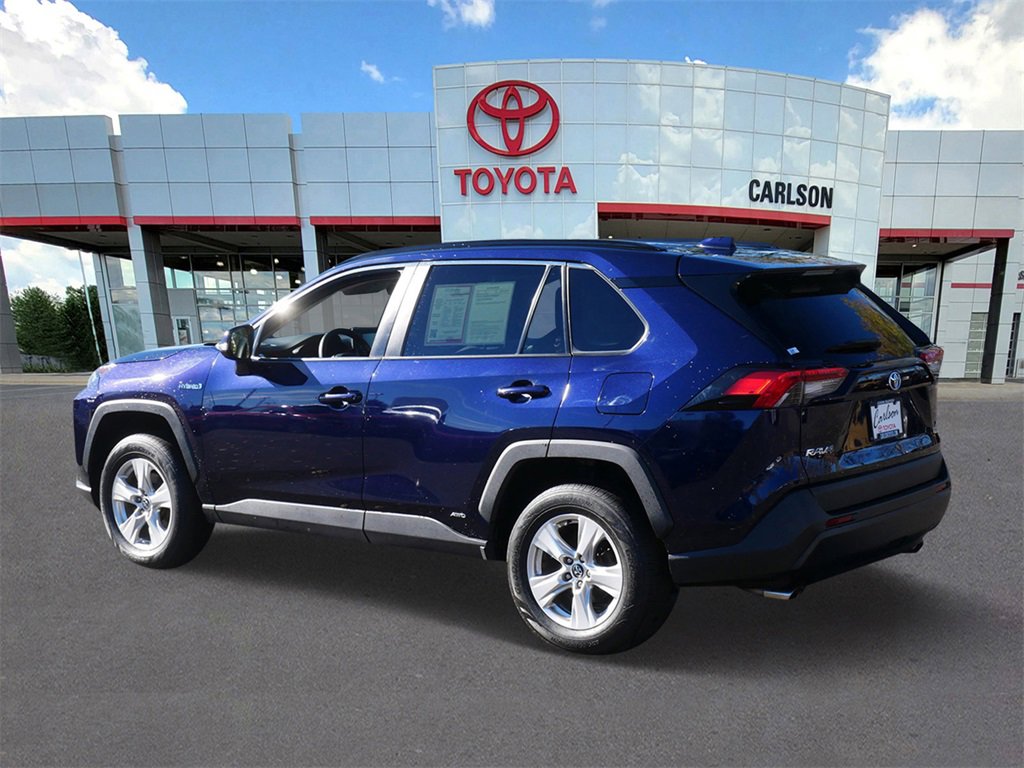 Used 2020 Toyota RAV4 XLE image 6