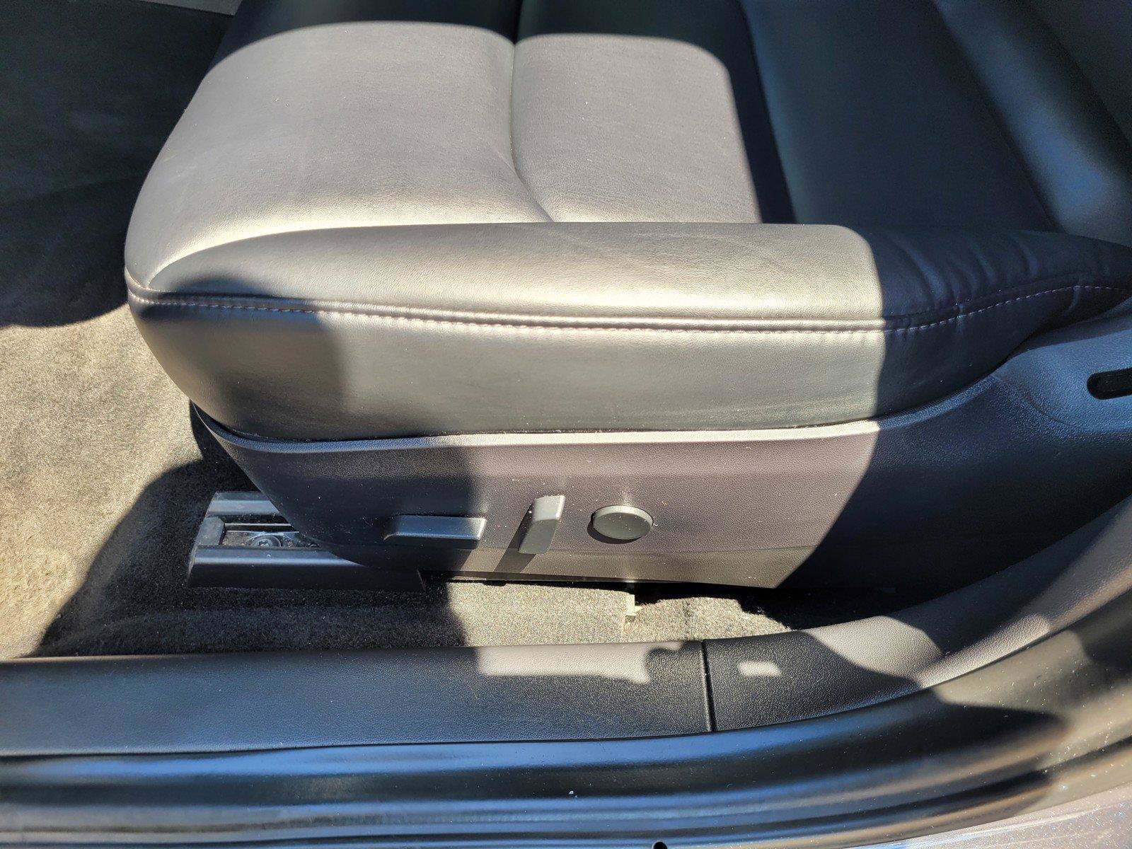 Used 2018 Tesla Model 3 Mid Range RWD image 22
