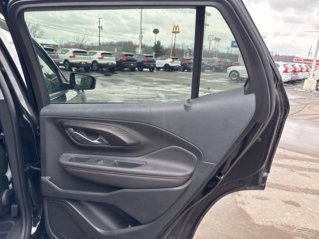 Used 2020 GMC Terrain SLT w/ Preferred Package image 33