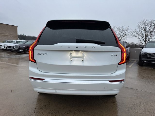 New 2026 Volvo XC90 B6 Plus w/ Protection Package image 6