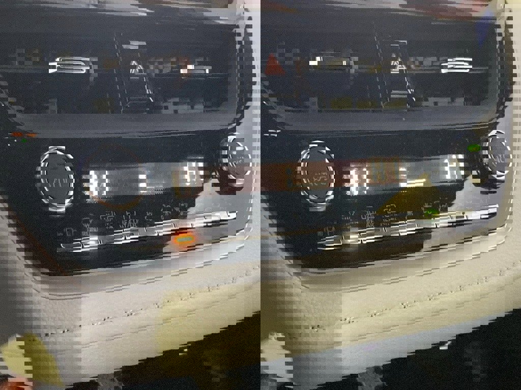 Used 2023 Toyota Corolla XSE image 20