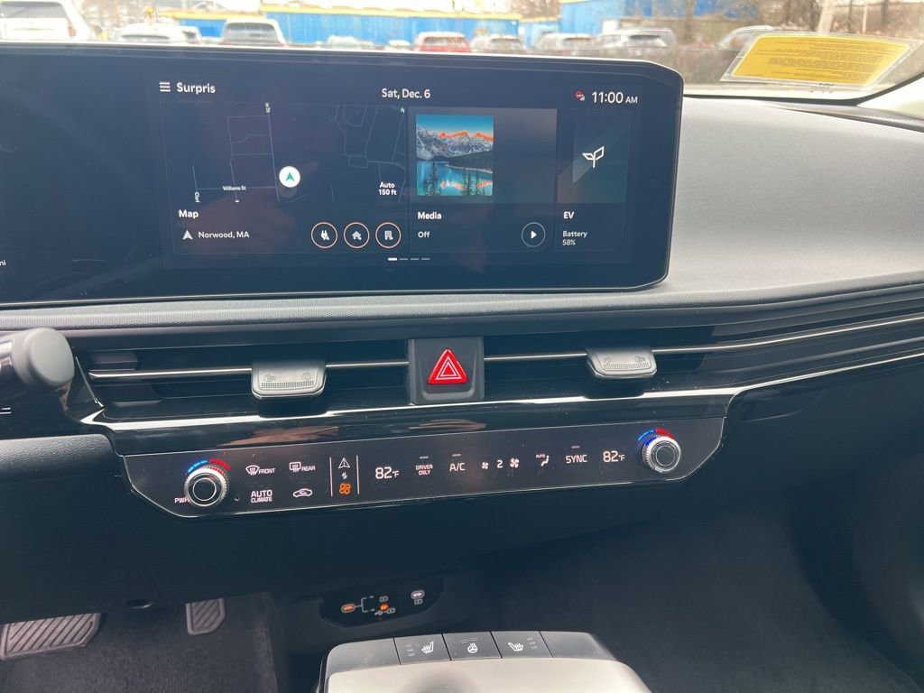 Certified 2025 Kia EV6 Light image 19