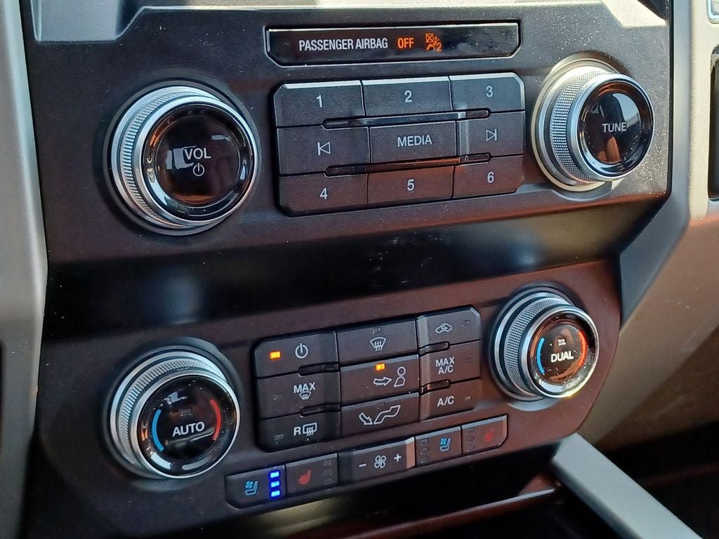 Used 2019 Ford F150 King Ranch w/ Equipment Group 601A Luxury AWD/4WD image 24