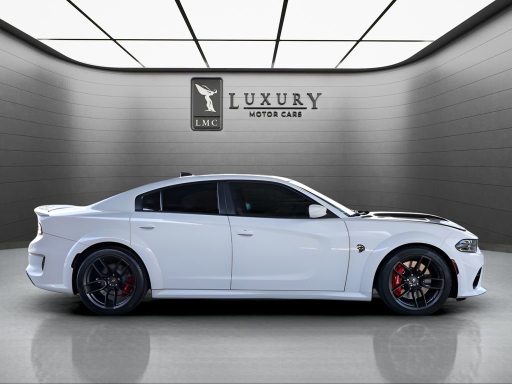 Used 2022 Dodge Charger SRT Hellcat w/ Carbon/Suede Interior Package image 9