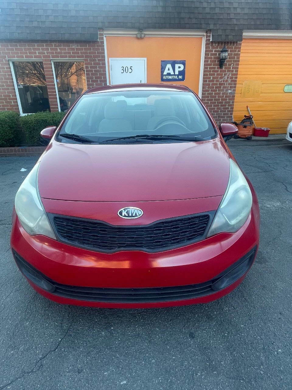 Used 2012 Kia Rio LX image 3