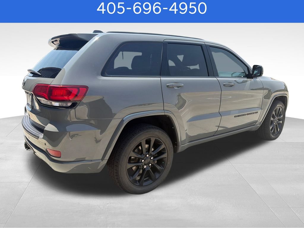 Used 2022 Jeep Grand Cherokee Laredo X AWD/4WD image 5