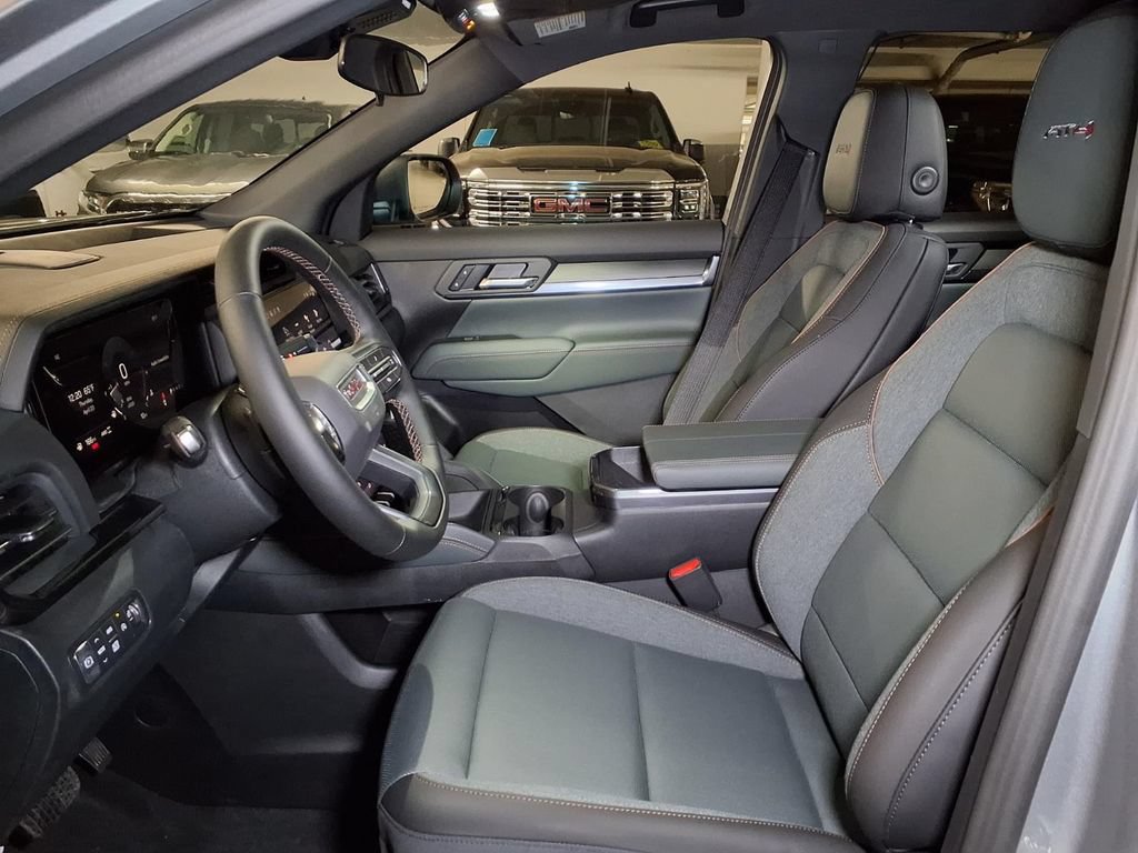 New 2026 GMC Terrain AT4 AWD/4WD image 15