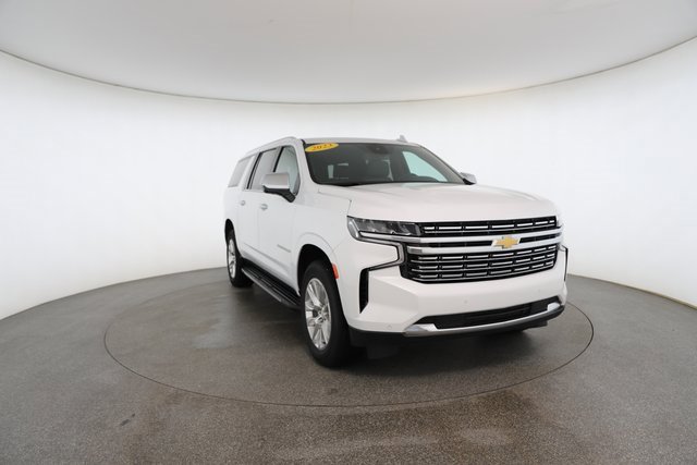 Used 2023 Chevrolet Suburban Premier image 27