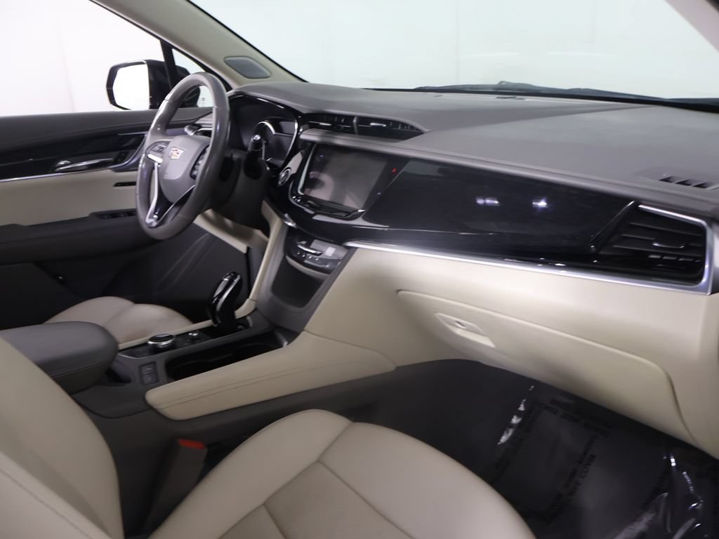 Used 2020 Cadillac XT6 Premium Luxury AWD/4WD image 24