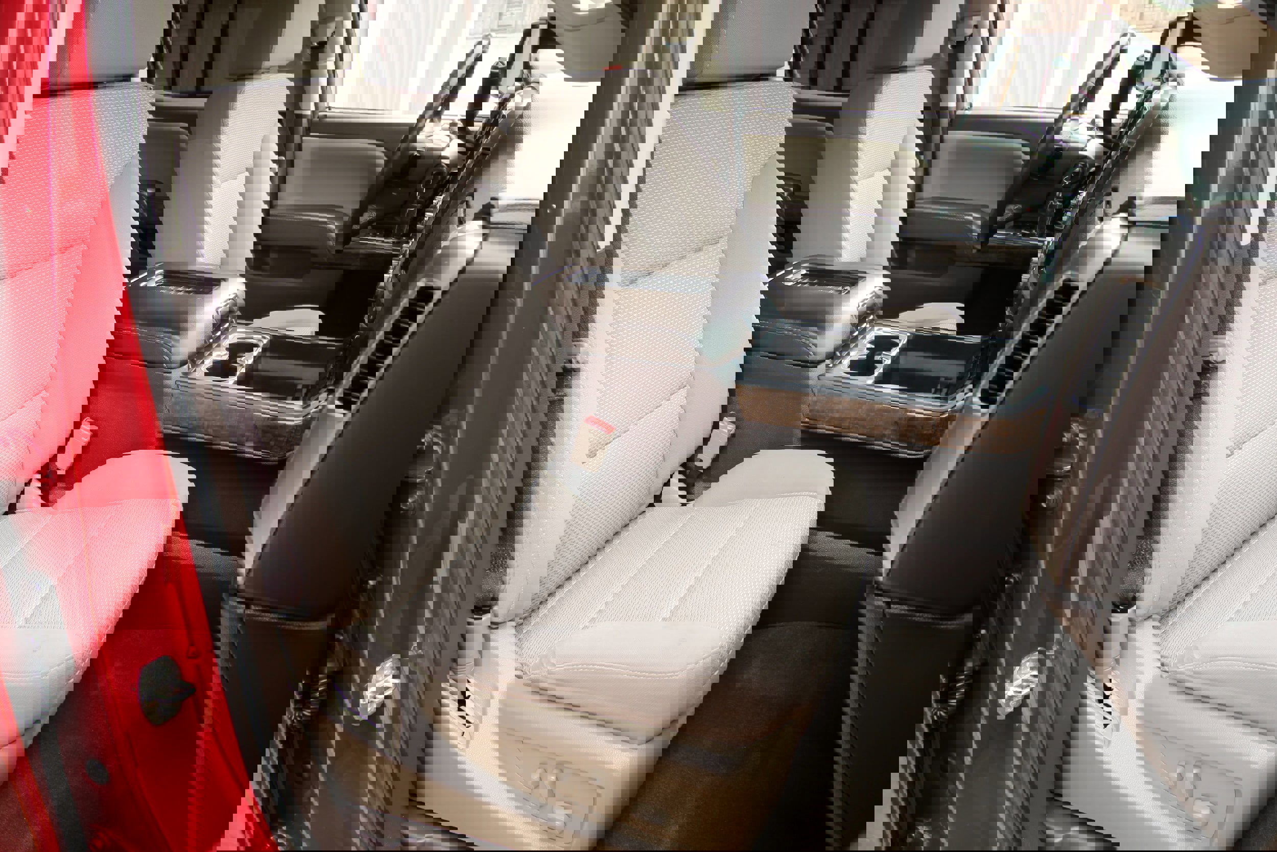 Used 2018 Chevrolet Silverado 1500 LT w/ Texas Edition image 38