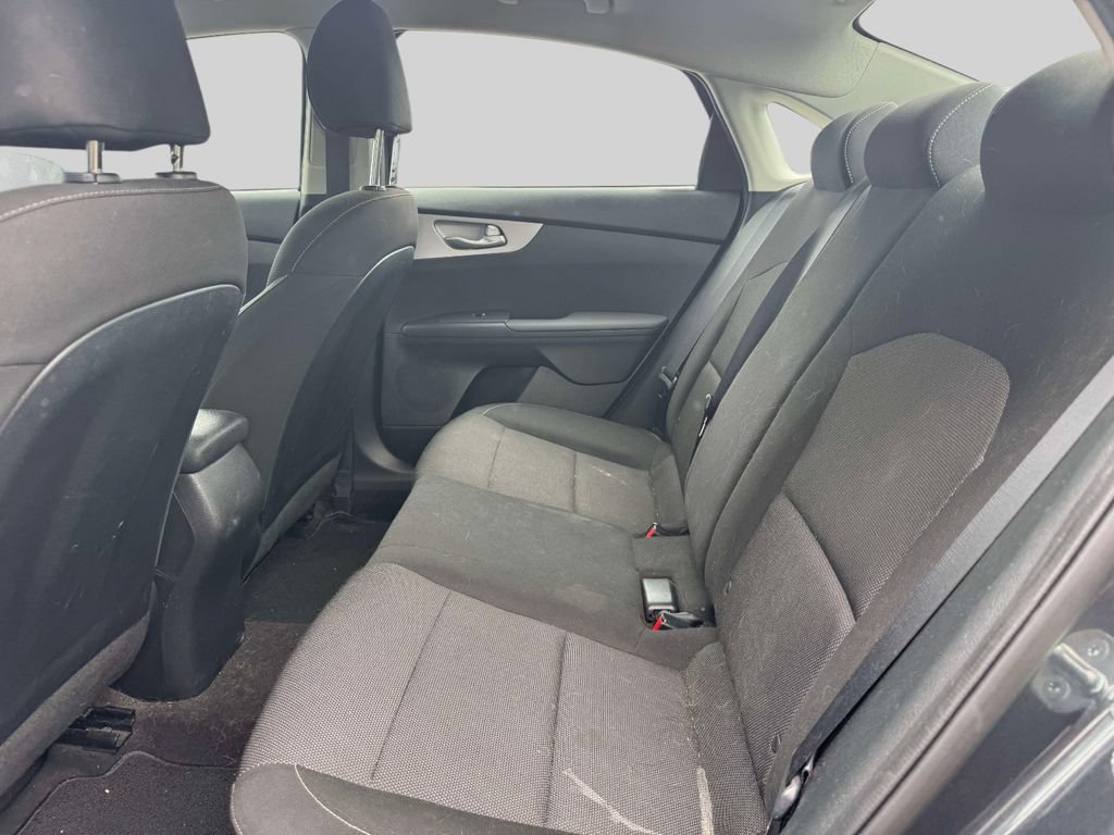 Used 2023 Kia Forte LXS w/ LXS Technology Package FWD image 10
