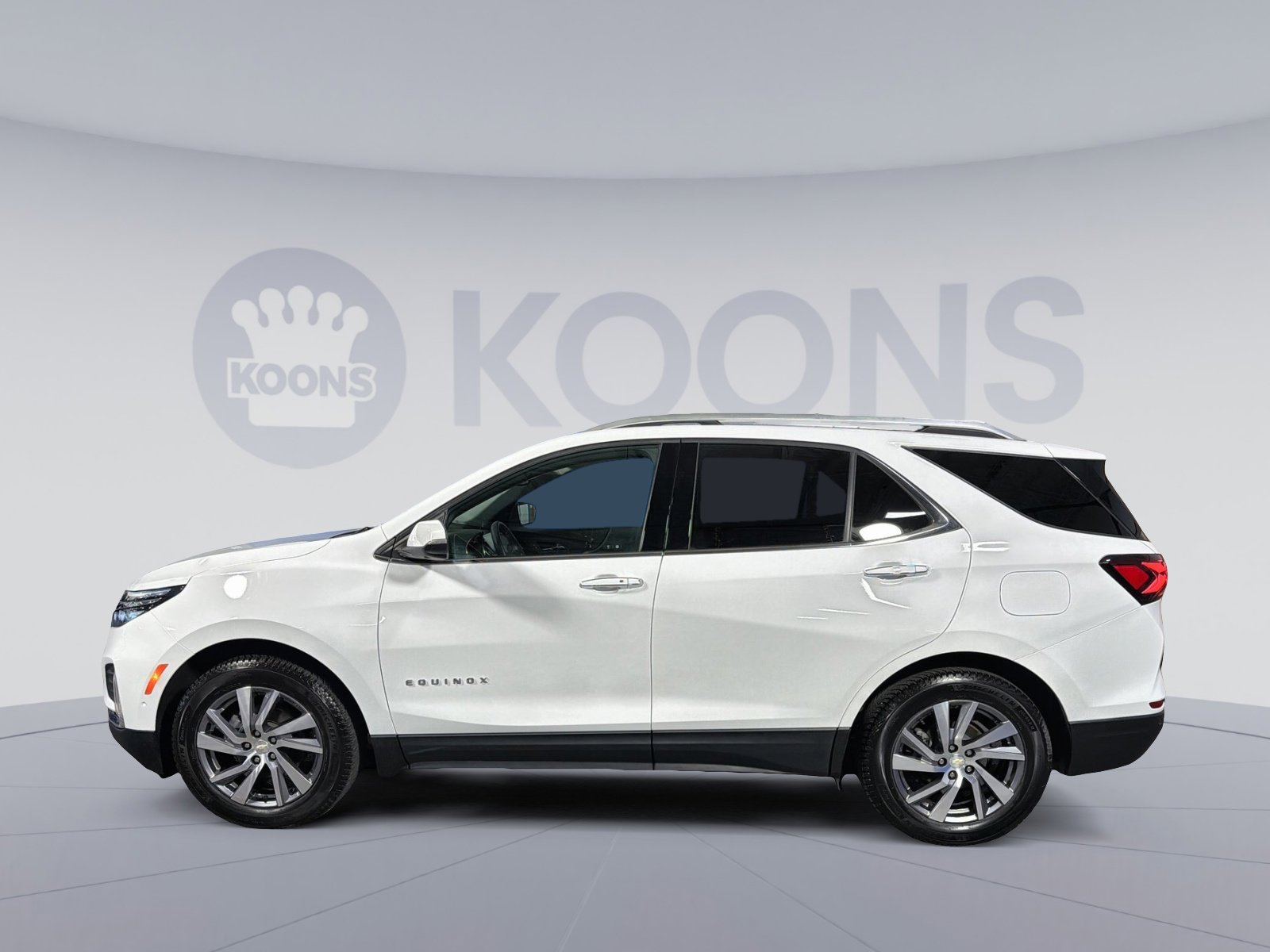 Used 2022 Chevrolet Equinox Premier AWD/4WD image 13